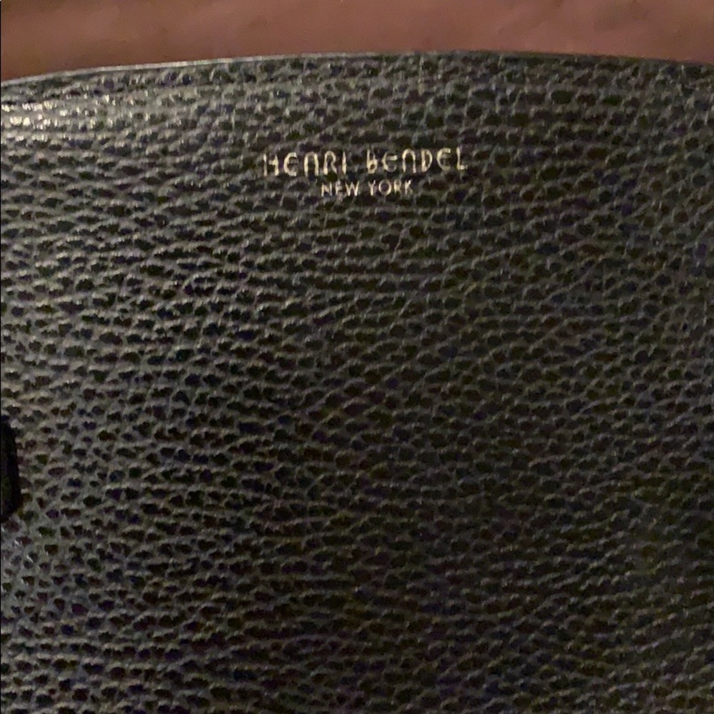 Henri Bendel purse